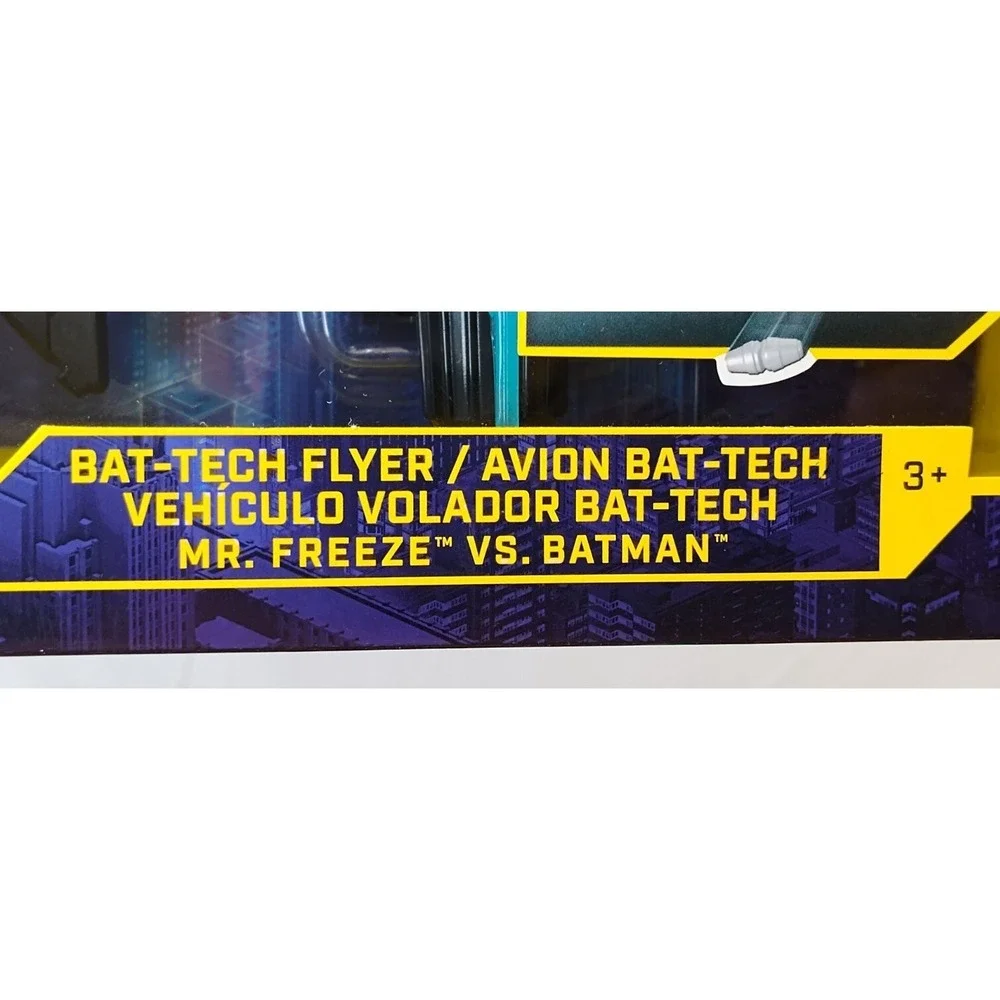 DC Batman Bat-Tech Flyer with 4
